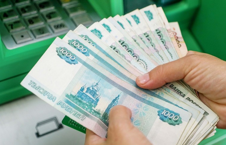 В связи с майскими праздниками Отделение СФР по Саратовской области досрочно выплатит пенсии и пособия.