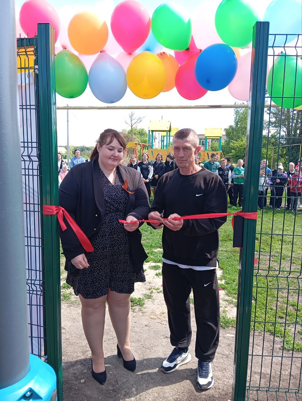 Новый спортивный объект открыли в Лысогорском районе.