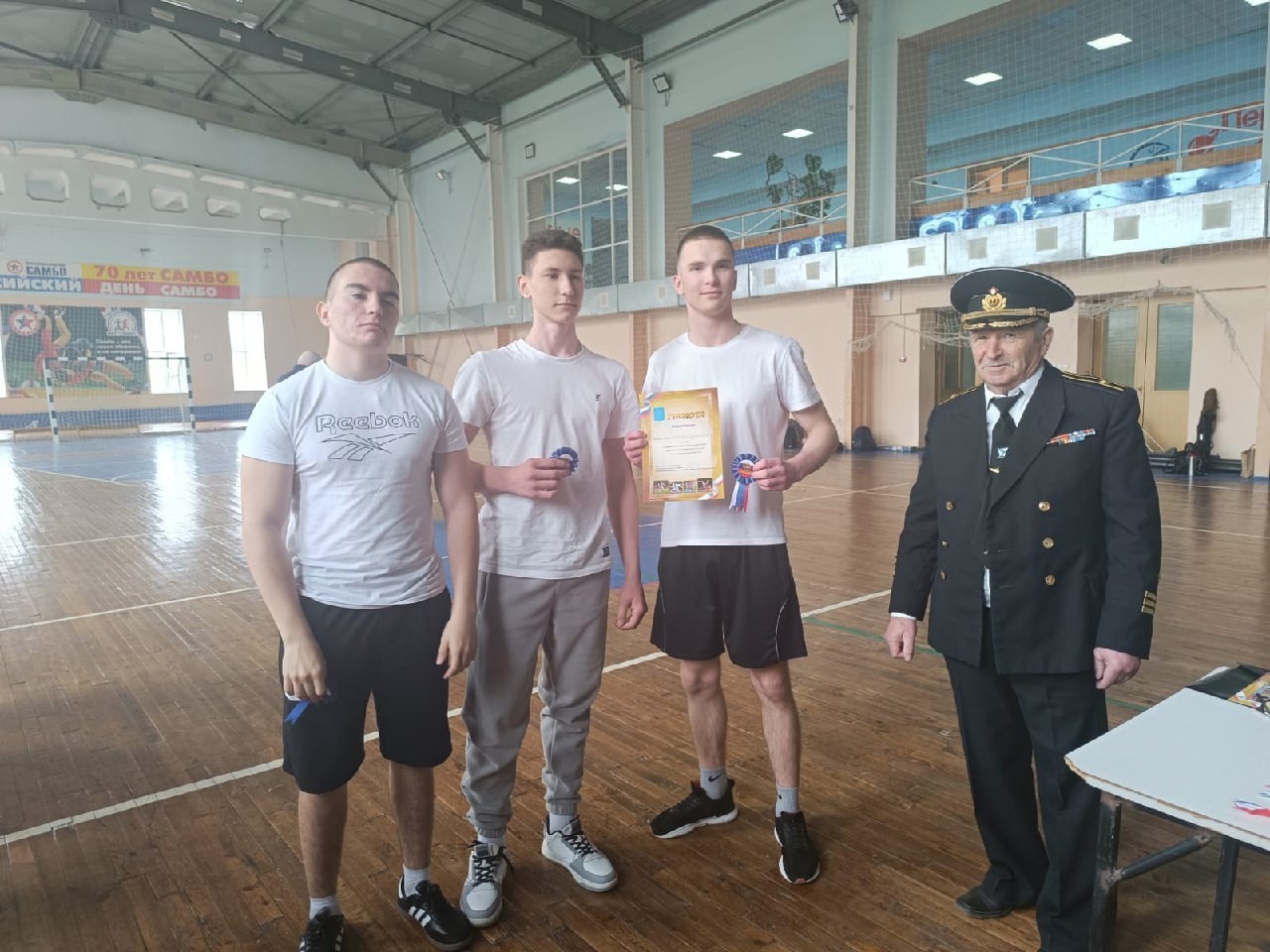  В Лысых Горах прошли соревнования &quot;Самый сильный ученик&quot;.