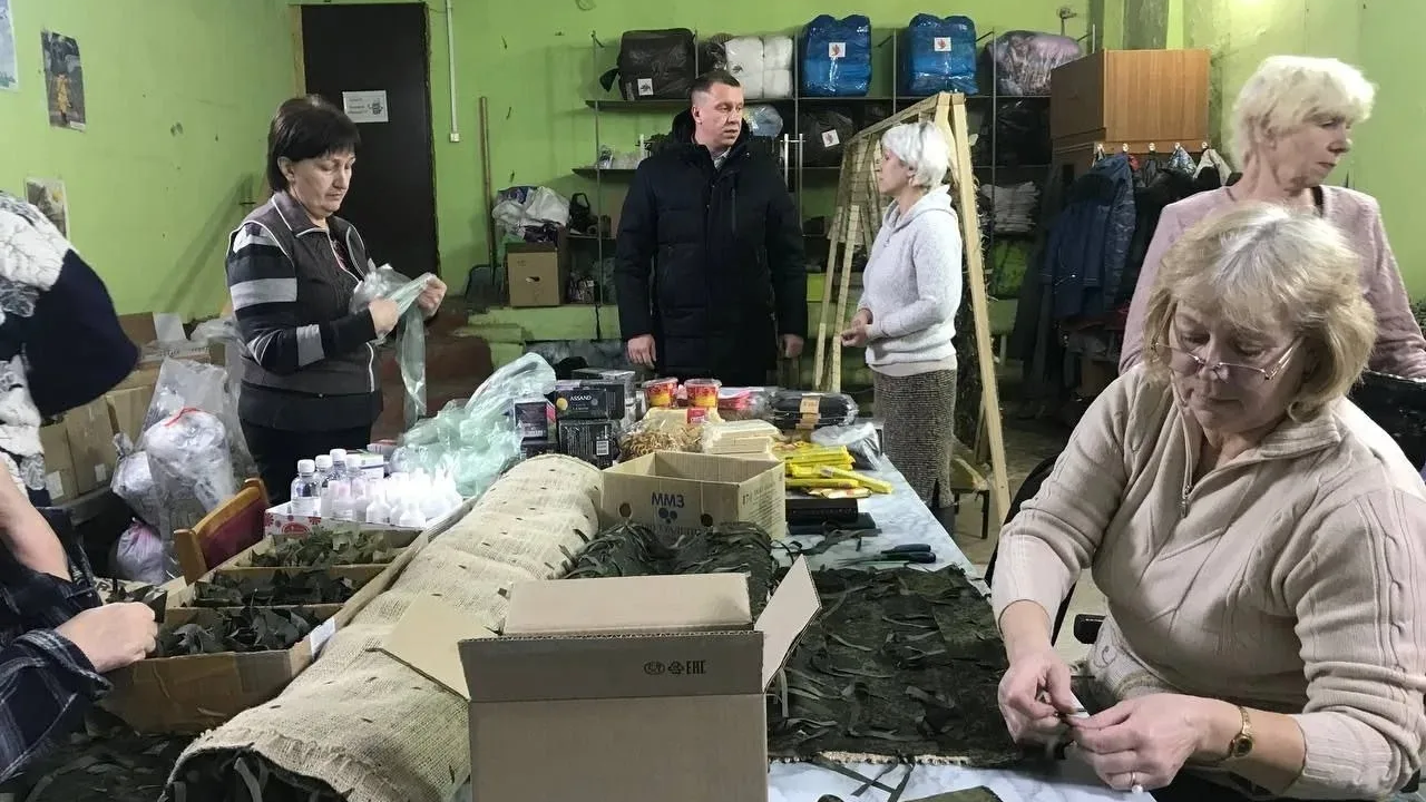 Наши руки - фронту: присоединяйтесь к волонтёрскому движению!.