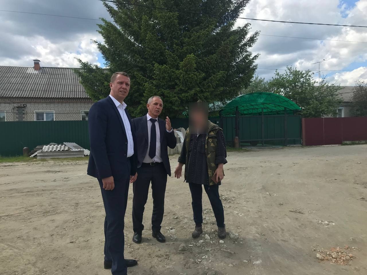 Сергей Фартуков выехал по обращениям граждан, поступившим в ходе личного приема.