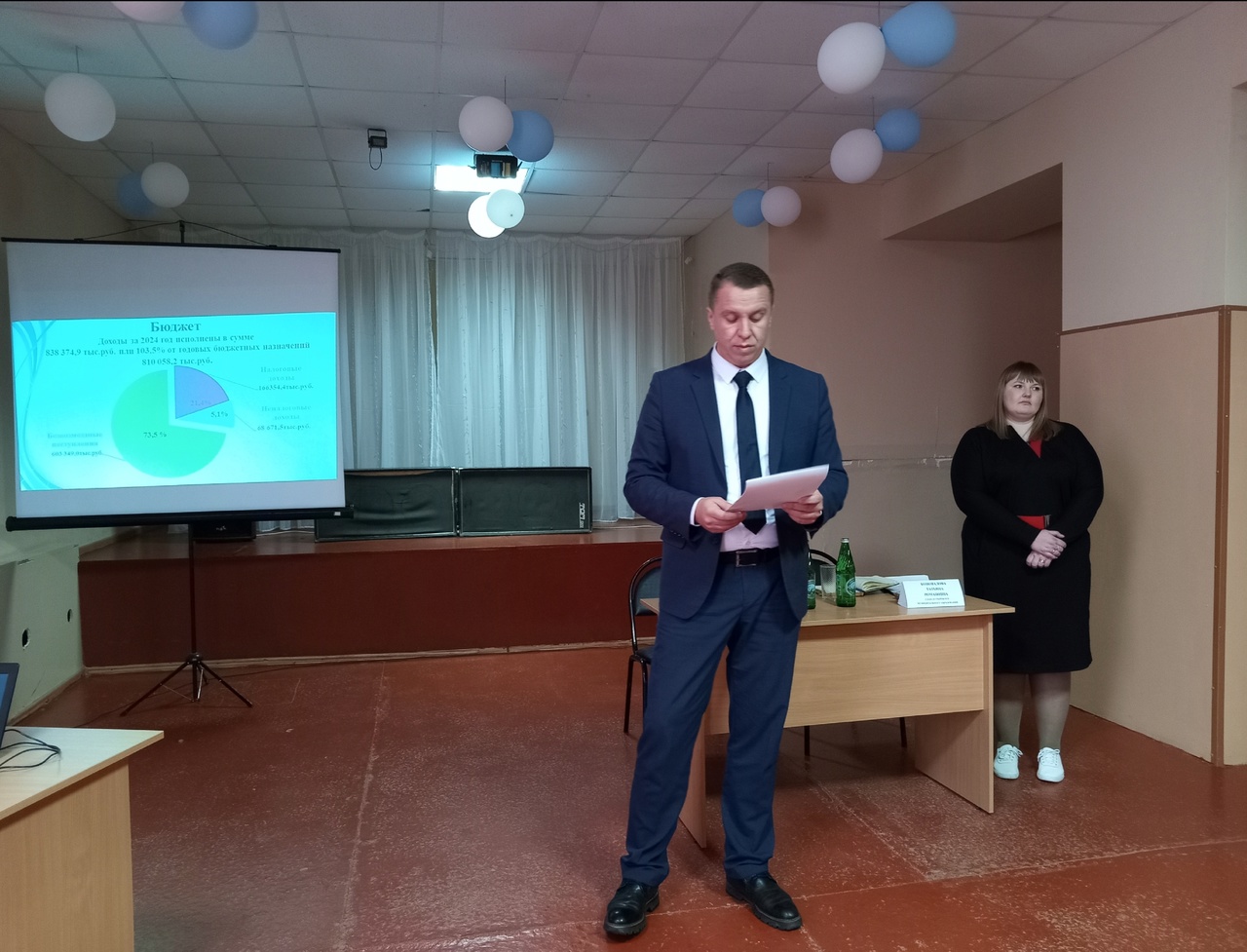 Глава района встретился с жителями Бутырского сельского поселения.
