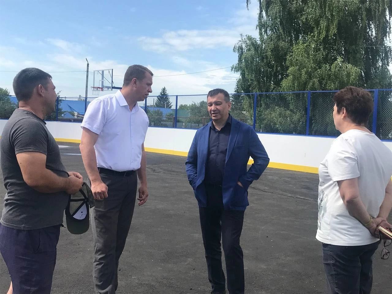 Лысогорский район с рабочим визитом посетил депутат Саратовской областной Думы Игорь Иванов.