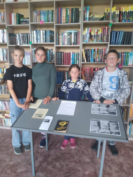 В Лысогорском районе проходит месячник антинаркотической направленности и популяризации здорового образа жизни. В Лысогорском районе проходит месячник антинаркотической направленности и популяризации здорового образа жизни.