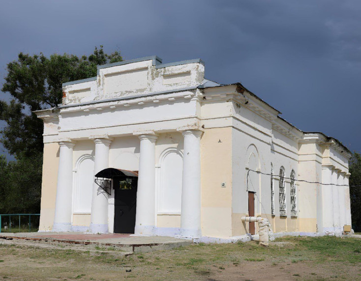 Старинный храм в Лысогорском районе признан реестровым объектом культурного наследия. Старинный храм в Лысогорском районе признан реестровым объектом культурного наследия.