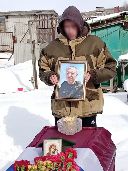 В Ключах простились с погибшим в спецоперации воином. В Ключах простились с погибшим в спецоперации воином.