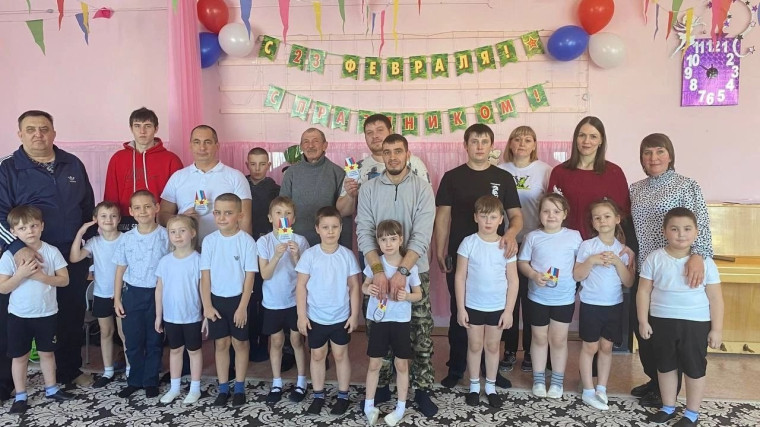 В Лысогорских детских садах прошли утренники, посвященные Дню защитника Отечества. В Лысогорских детских садах прошли утренники, посвященные Дню защитника Отечества.